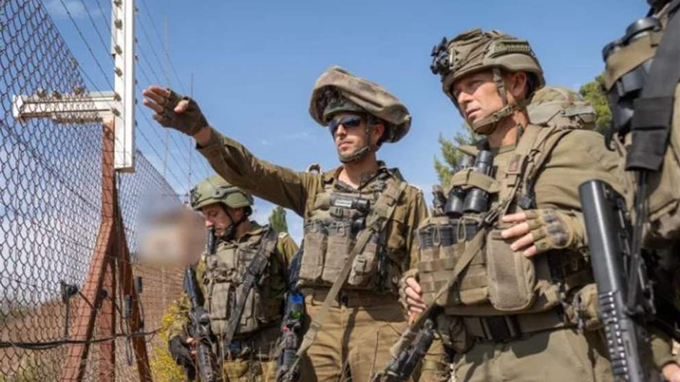 بالصور - سجاد وأجهزة ودراجات.. الجيش الإسرائيلي ينهب ممتلكات الجنوبيين