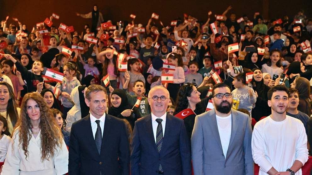 المركز الثقافي التركي ينظم فعاليه ترفيهية للأطفال النازحين في بيروت