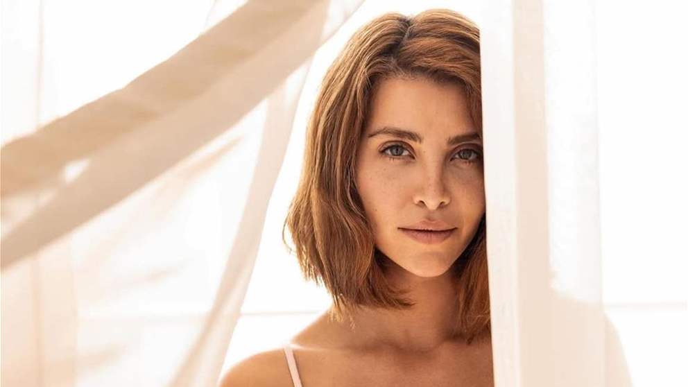 حقيقة ارتباط نور علي بمدرب الممثلين اللبناني بوب مكرزل