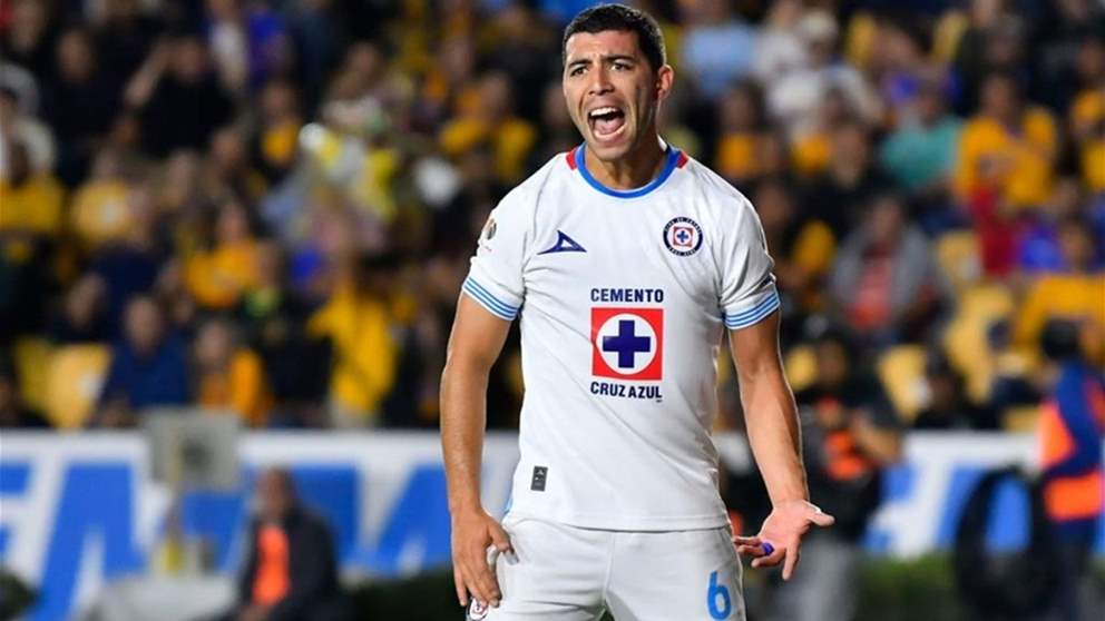 فيديو - تصرفٌ راقٍ خطف قلوب الجماهير المكسيكية