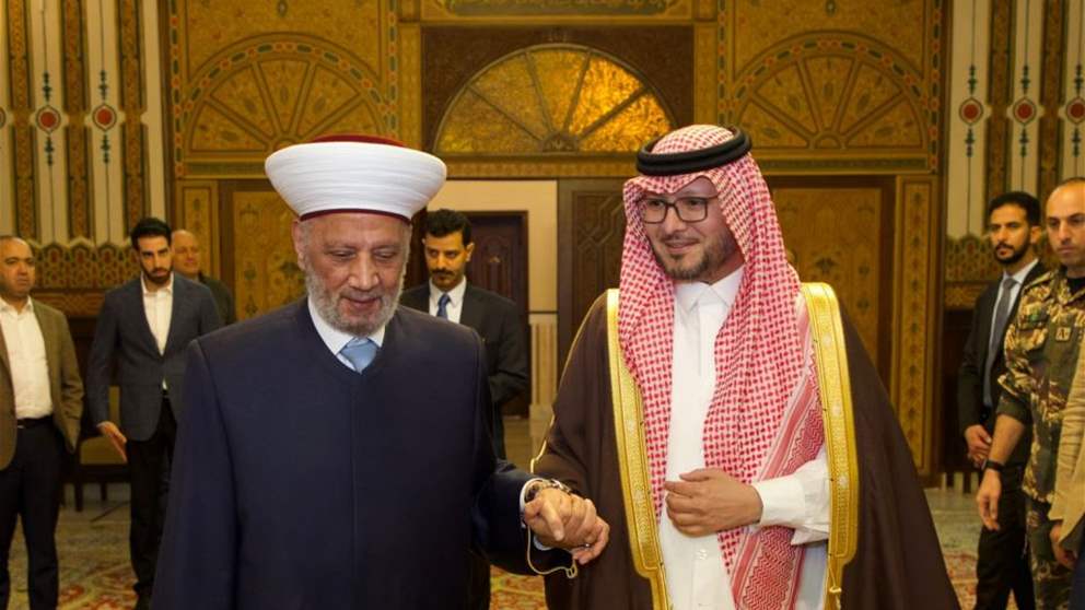السفير السعودي من دار الفتوى: لبنانُ أرضُ الحِجى هل للحِجى أجلُ