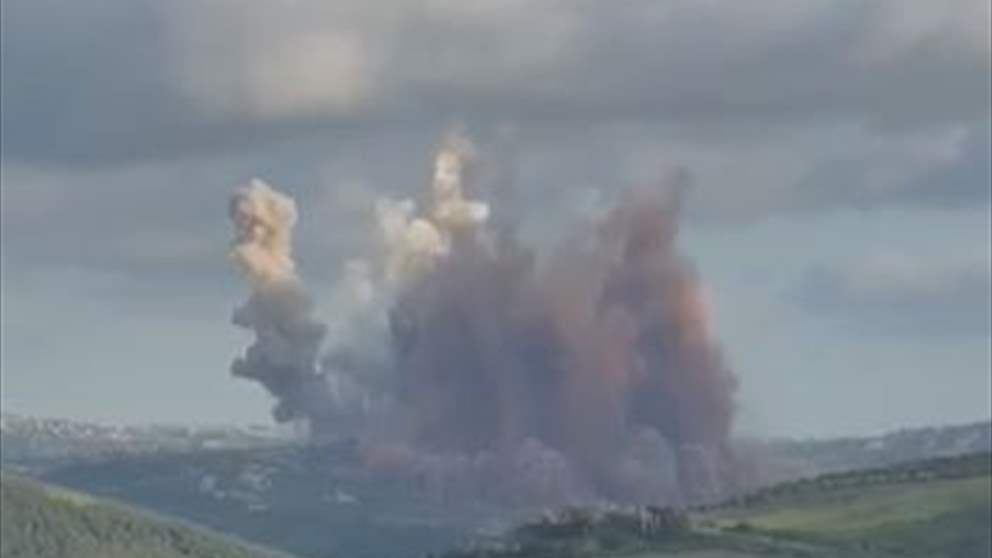 الجيش الإسرائيلي ينفذ تفجيرات ضخمة في بلدة القنطرة (شاهد الفيديو) 