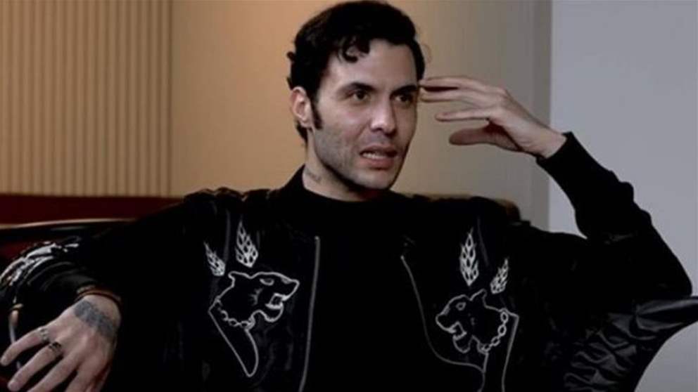 أزمة أمير عيد في عزاء والد طليقته تشعل غضب الصحافيين