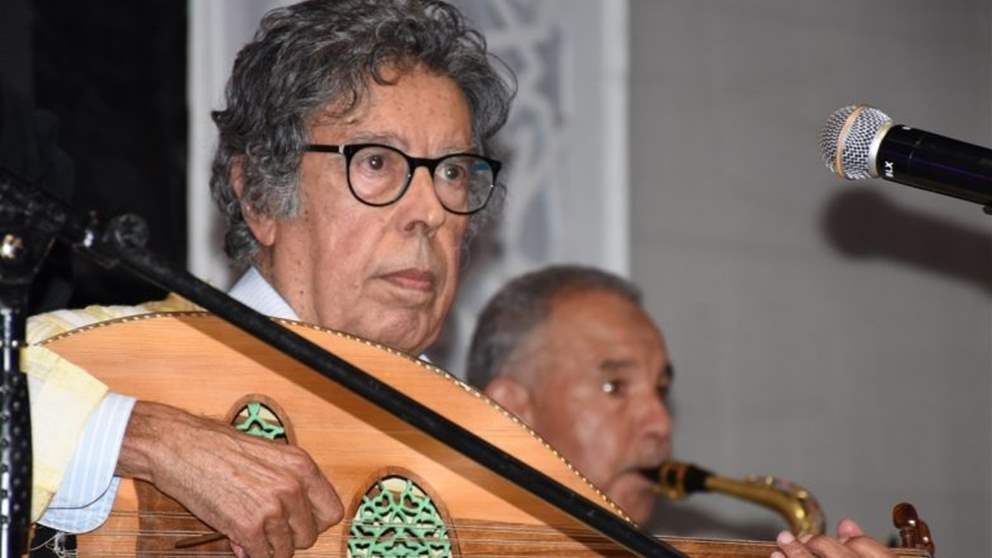 وفاة الموسيقار المغربي عبد الوهاب الدكالي عن عمر 85 عاماً