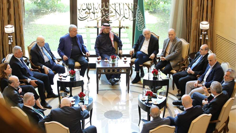 السفير السعودي يستقبل نخبة من قادة الفكر والإعلاميين في لبنان