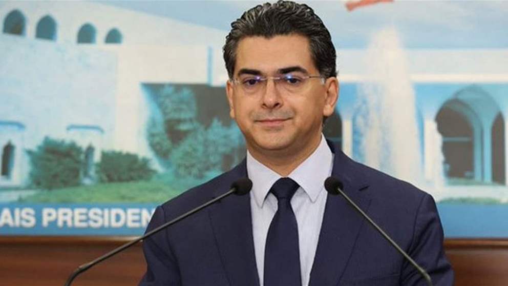 وزير الإعلام بول مرقص يتلو مقررات جلسة مجلس الوزراء 