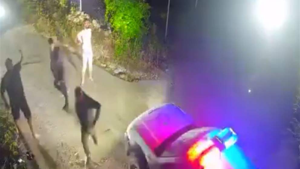 في الجنوب.. تحطيم سيارة بلدية ومقتل شخص (شاهد الفيديو) 