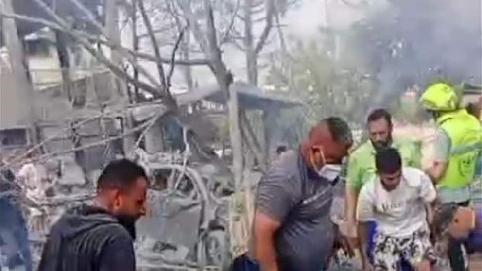 بالفيديو - عملية رفع الانقاض في معركة  قضاء صور والبحث عن مصابين