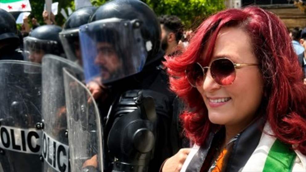 تفاصيل الافراج عن خولة برغوث زوجة ابن الفنانة السورية منى واصف 