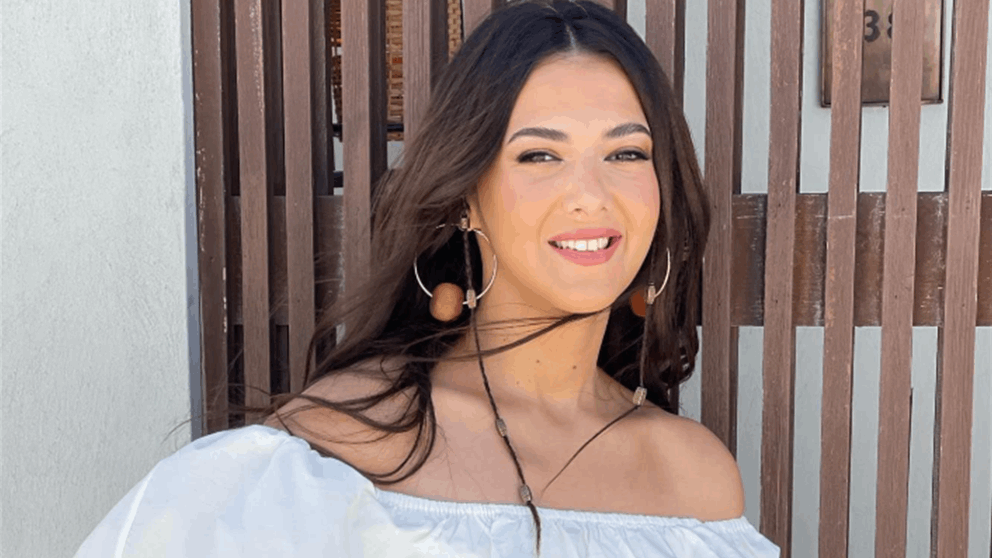 دنيا سمير غانم تبكي خلال احتفال اليونيسف.. ورسالة مؤثرة لوالديها وابنتها