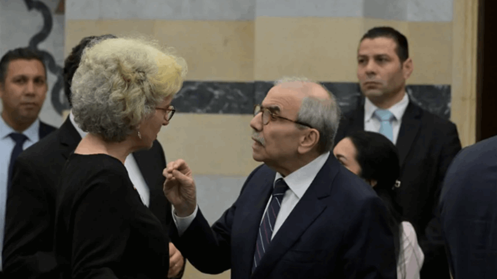 نقاش حاد بين الرئيس سلام ووزيرة التربية.. ماذا جرى؟ (أسرار النهار)