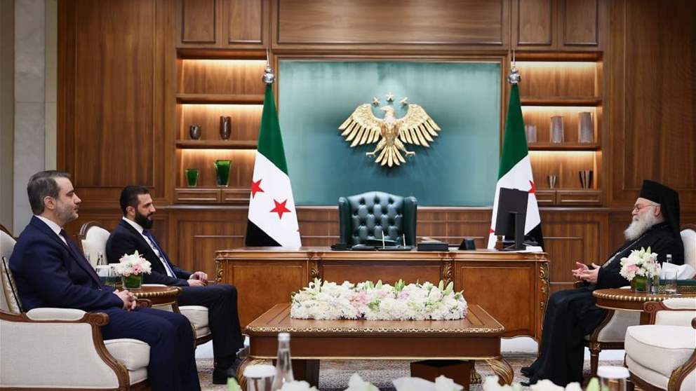 في قصر الشعب.. الشرع يستقبل البطريرك يازجي 