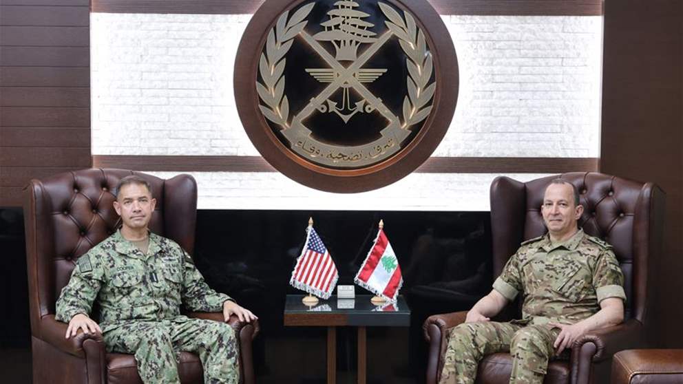 هيكل يستقبل قائد القيادة المركزية الأميركية.. و"الملحق الأمني" محور اللقاء 