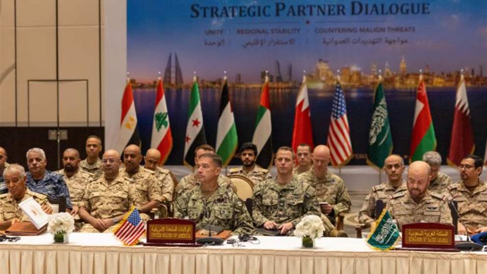 للمرة الأولى.. لبنان وسوريا يشاركان في مؤتمر دفاعي إقليمي بقيادة أميركية