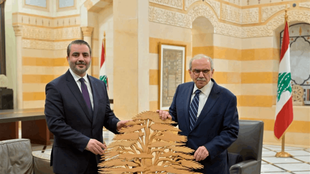 هدية من سلام الى الشيباني (شاهد الصورة )
