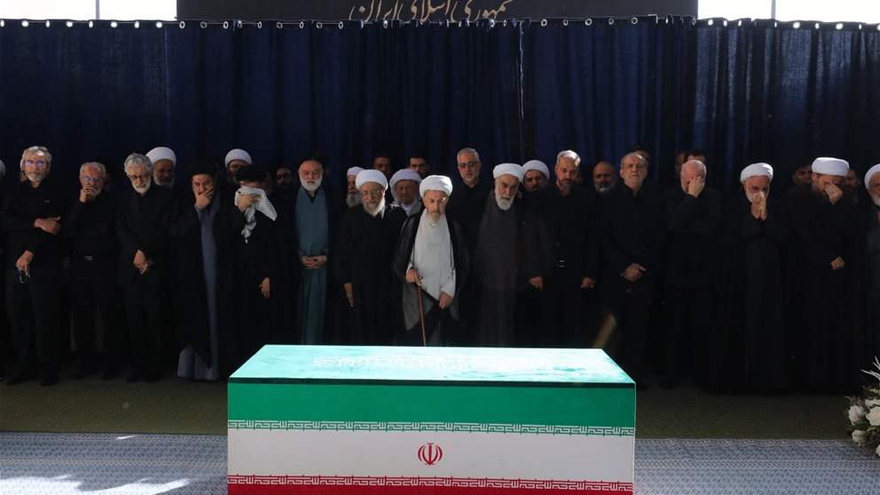 جنازة خامنئي تنطلق في طهران.. وتحذير من "التدافع المميت" 