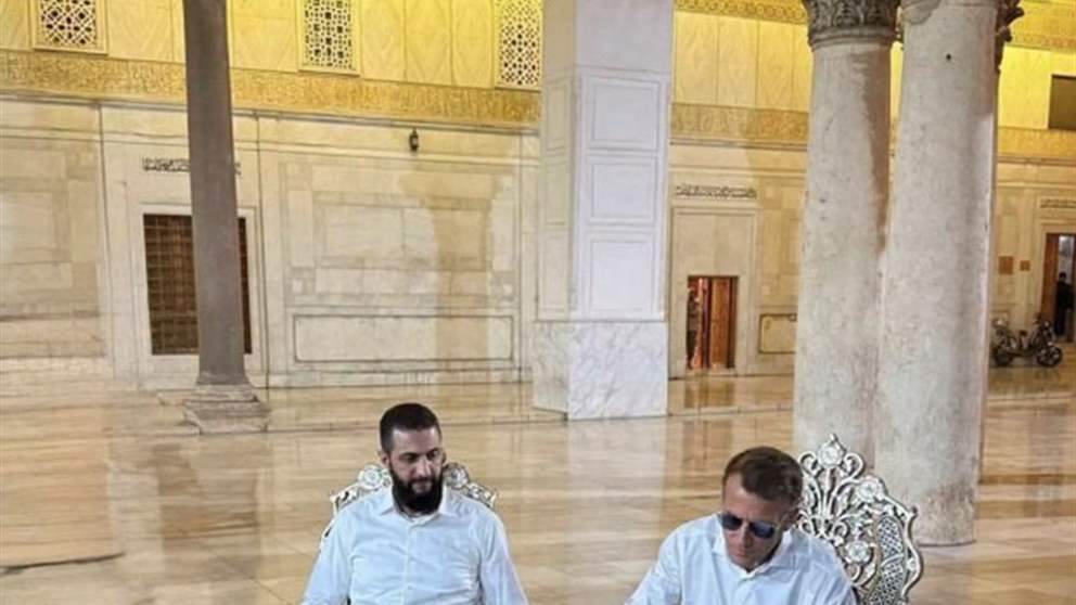 بالفيديو - برفقة الشرع.. ماكرون يزور الجامع الأموي