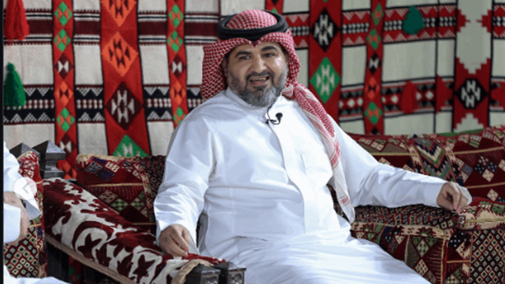 جنازة مهيبة للإعلامي السعودي سعود العتيبي ولقطات مؤثرة تتصدر