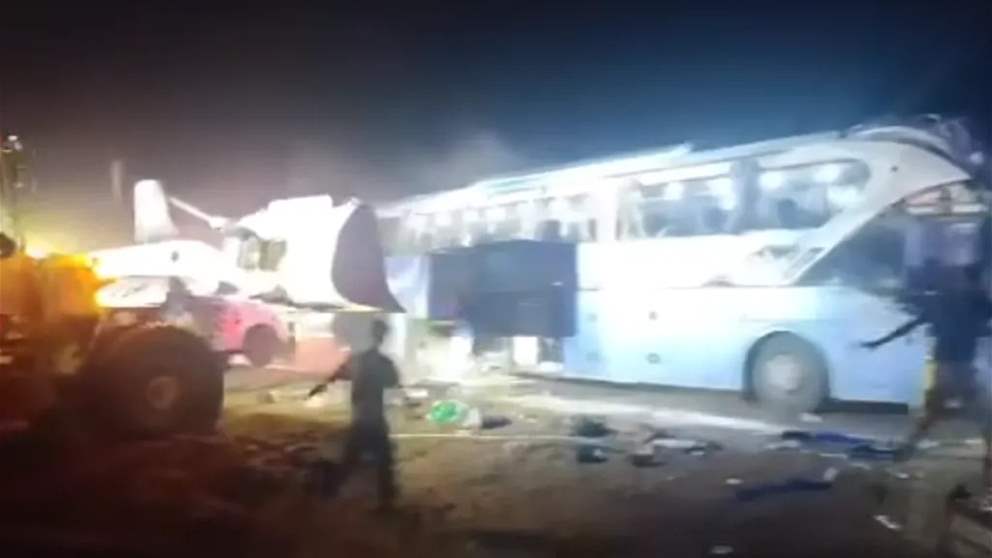 السرايا تتابع حادث حافلة المعتمرين في درعا: 4 وفيات و17 مصابًا