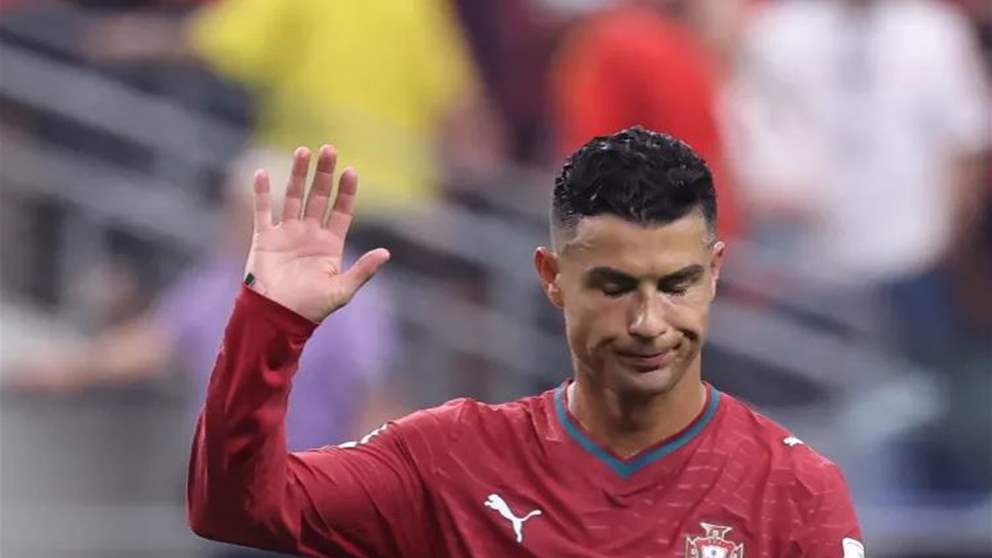 بالفيديو - رونالدو يخضع للتفتيش الأمني