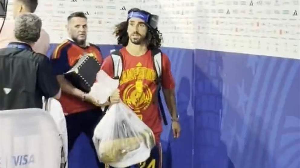 كأس العالم بكيس بلاستيكي (فيديو)
