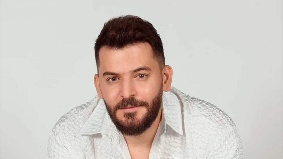 بعد تمزيق صور حفله في حمص.. حسام جنيد يعتذر من الشعب السوري