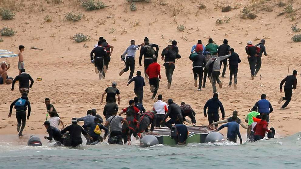 بالفيديو - نحو حلم أوروبا.. عبور بحري بالآلاف بين المغرب وإسبانيا 