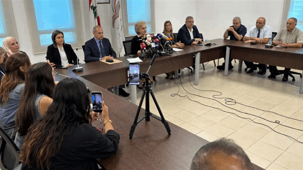 وزيرة التربية تطلق خطة العام الدراسي المقبل.. ماذا عن طلاب الجنوب والنبطية؟ 