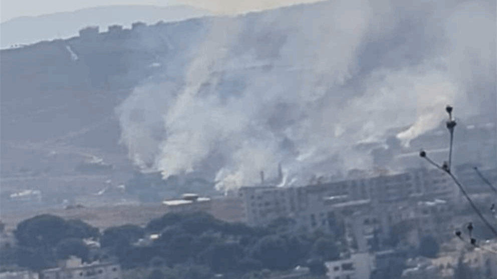 مراسل الجديد: مسيّرة إسرائيلية ألقت مواد متفجرة وحارقة في محيط حي الجامعات عند أطراف بلدة كفررمان