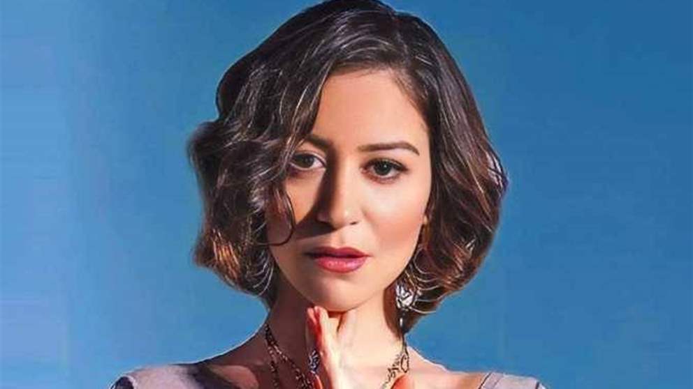 منة شلبي تقلق الجمهور على صحتها بعد خضوعها لجراحة عاجلة