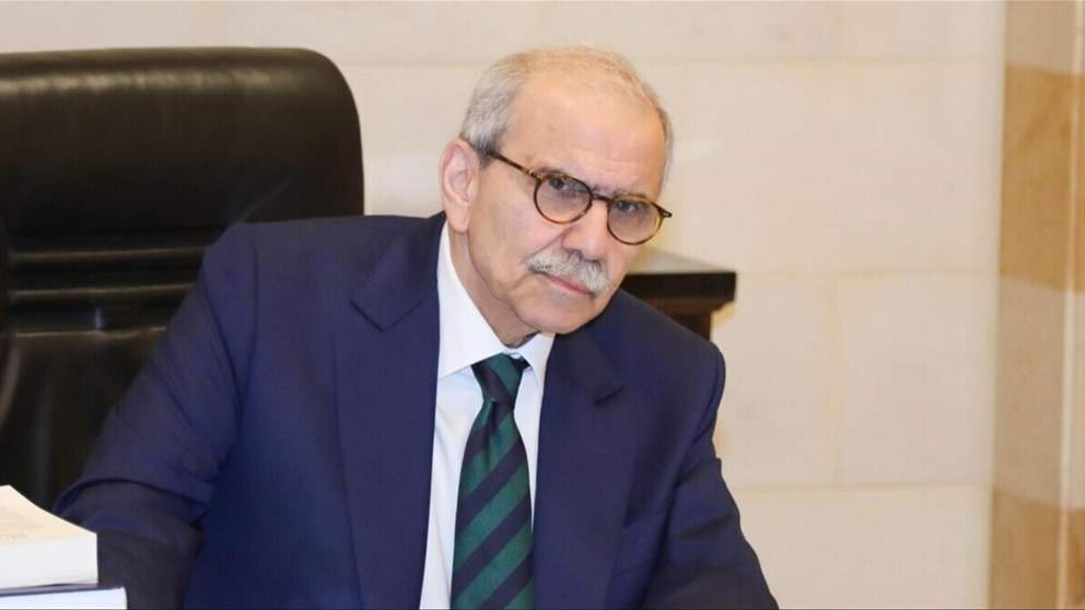 الرئيس سلام يوضح ما حصل مع وزير الدفاع.. "وما حدا يزايد علينا"! 