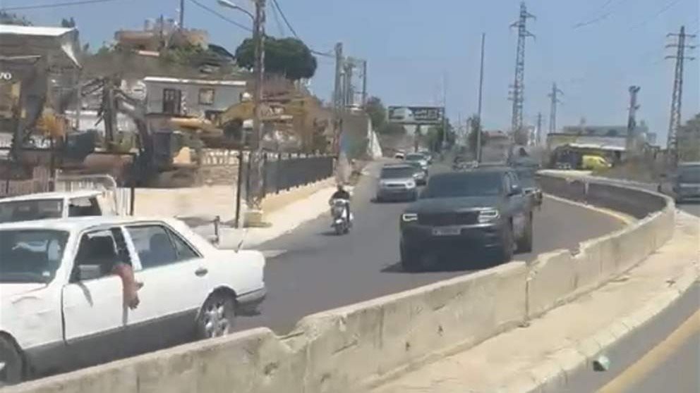 حركة نزوح من قرى قضاء النبطية على طريق المصيلح (فيديو)