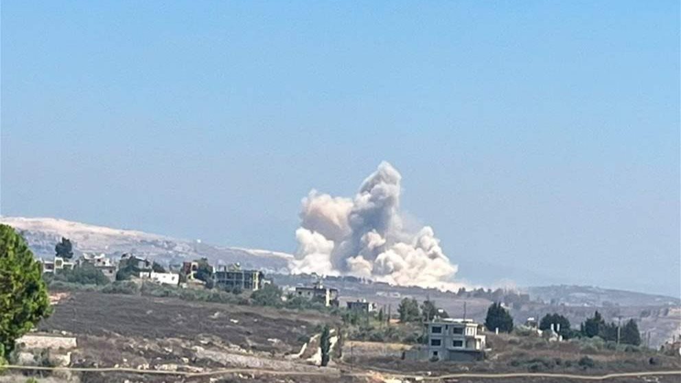 مراسل الجديد: الجيش الإسرائيلي نفذ تفجيرا كبيرا في محيط بلدة زوطر الشرقية قضاء النبطية