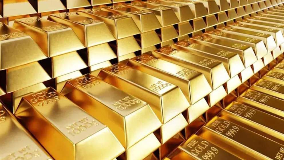 الذهب يتراجع في المعاملات الفورية.. كم بلغ سعر الأونصة؟