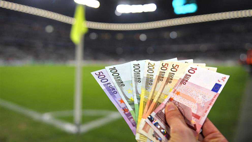 فيديو - الجماهير الإيطالية تتظاهر دفاعًا عن كرة القدم