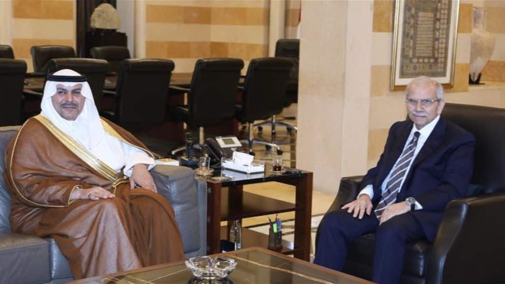 تطورات الجنوب على طاولة سلام والسفير السعودي