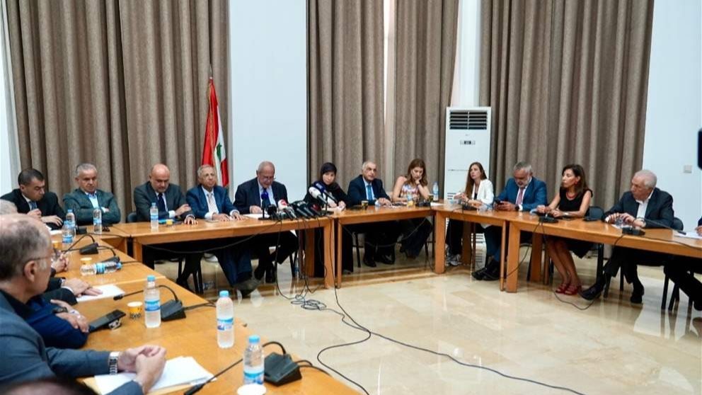 بمشاركة اليونيفيل.. لجنة الشؤون الخارجية اجتمعت وتوقيع 86 نائباً على الطاولة