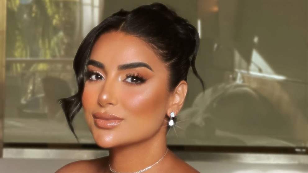 جوري بكر تنجو من حادث سير بعد انفجار إطار سيارتها