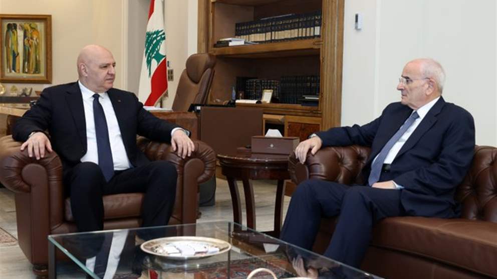 الجيش في الجنوب ومؤتمر باريس محور لقاء عون ومنسّى