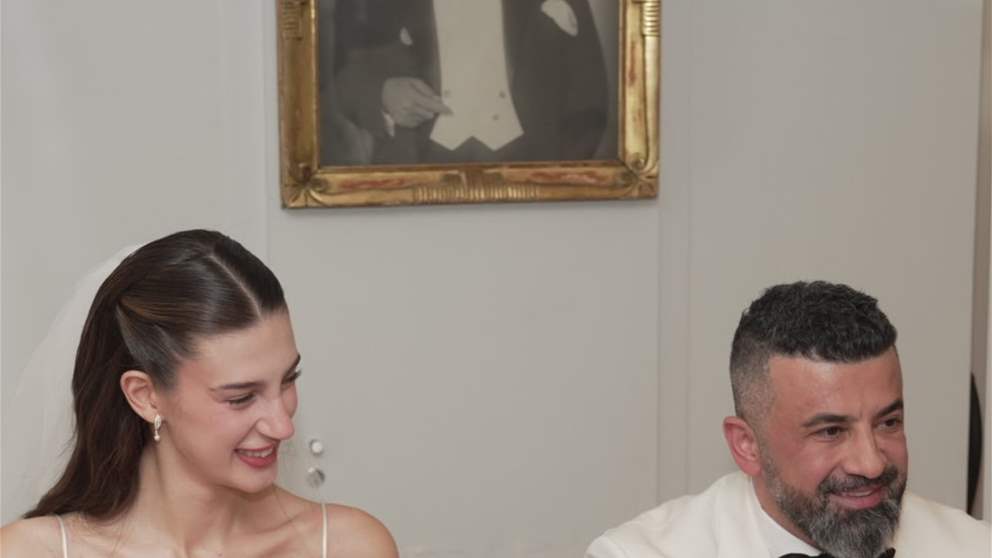 Turkish Actress Itır Esen Marries Her Manager Engin Aykanat in France