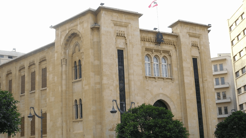 "متغيرات كثيرة ومواجهة".. ماذا قال نائب "حزب الله"؟ 