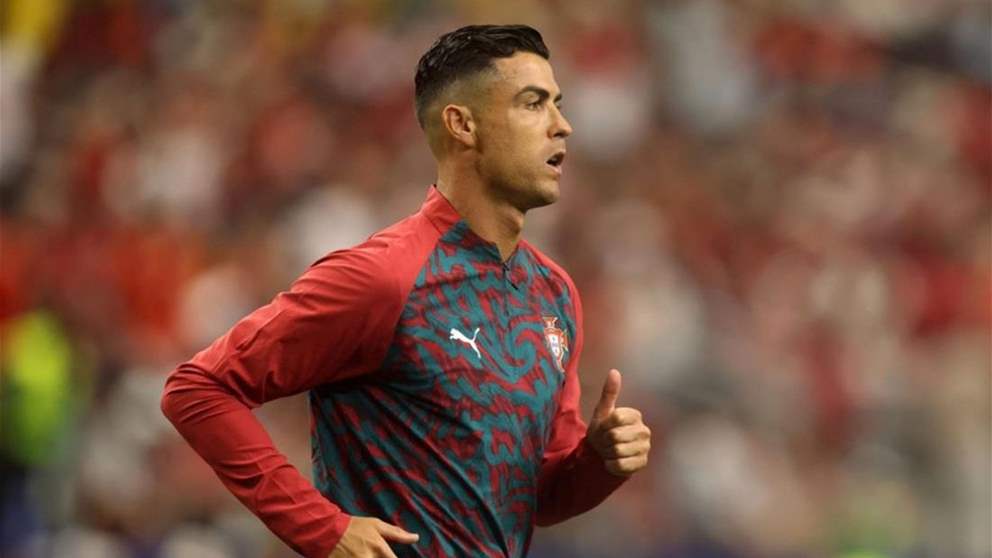 فيديو - رونالدو يتدخّل من أجل طفلين