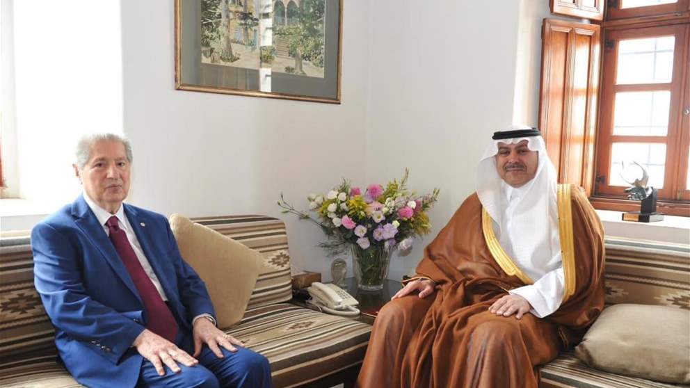 الدوسري بحث مع الجميّل مواضيع وقضايا تخص الشأن اللبناني