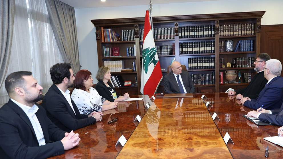 من دير ميماس إلى الجنوب.. عون يتعهد بحماية الأرض وأهلها