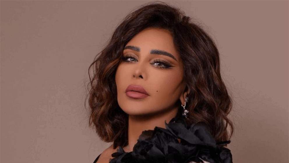 أحلام تشارك صورة من جنازة نجل زوجها برسالة مؤثرة: «لا تنسون حبيبي من الدعاء»