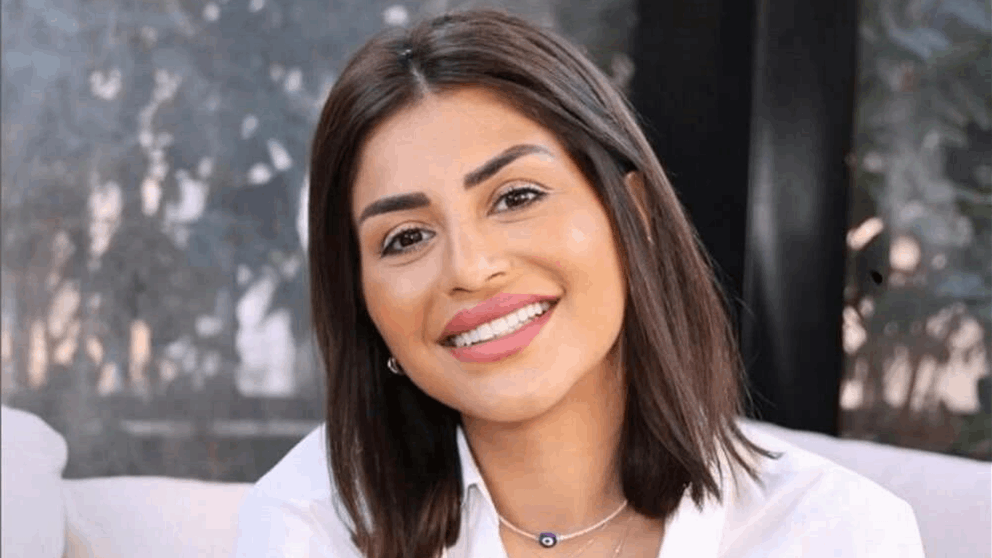 هل اعتزلت منة فضالي الفن؟ رسالة صادمة تثير الجدل بعد ترحّمها على مهنة التمثيل!