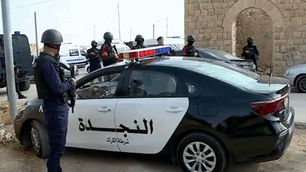قتلى وجرحى.. تفاصيل إطلاق نار على كنيسة في الأردن 