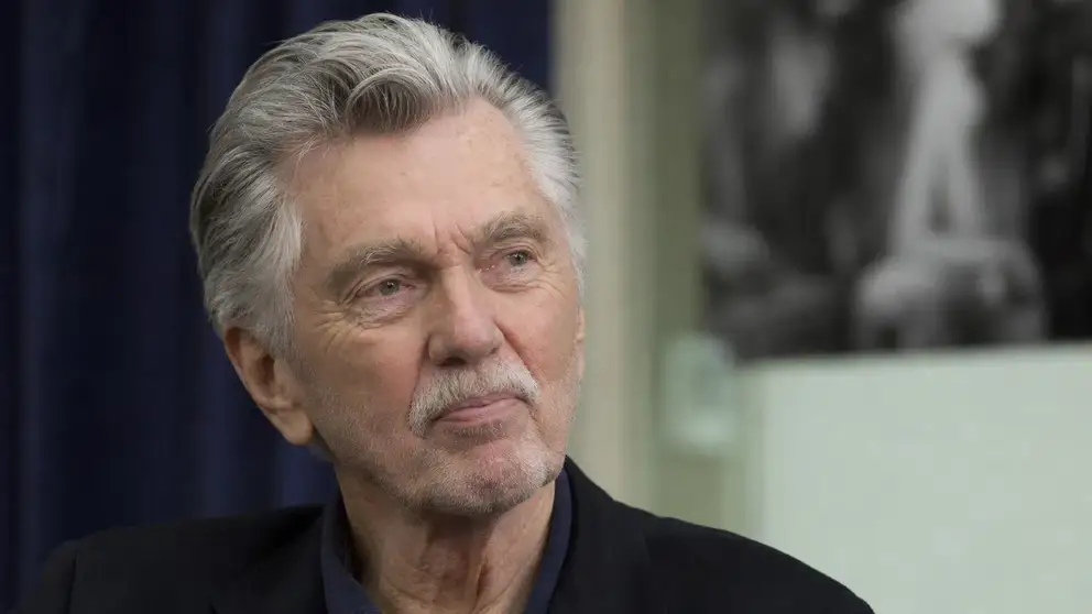 “Top Gun” and “Alien” Star Tom Skerritt Dies at 93.. Julia Roberts Pays Emotional Tribute