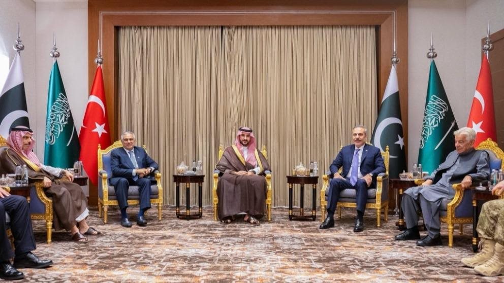 وزير الدفاع السعودي إلى طهران.. اجتماع لدول اتفاقية مكة مع إيران لخفض التصعيد