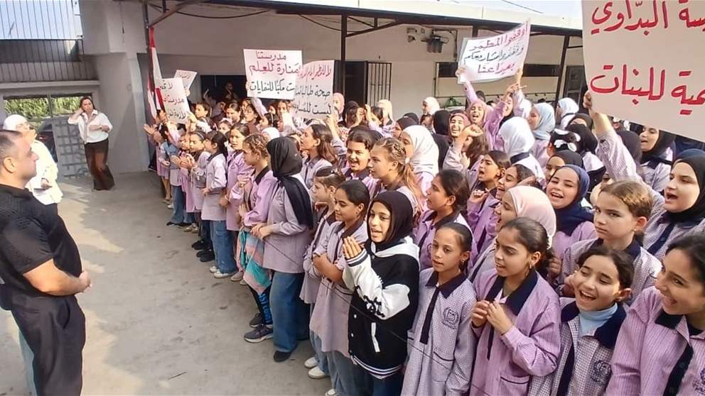 مطمر نفايات قرب مدرسة.. وطلاب البداوي ينتفضون